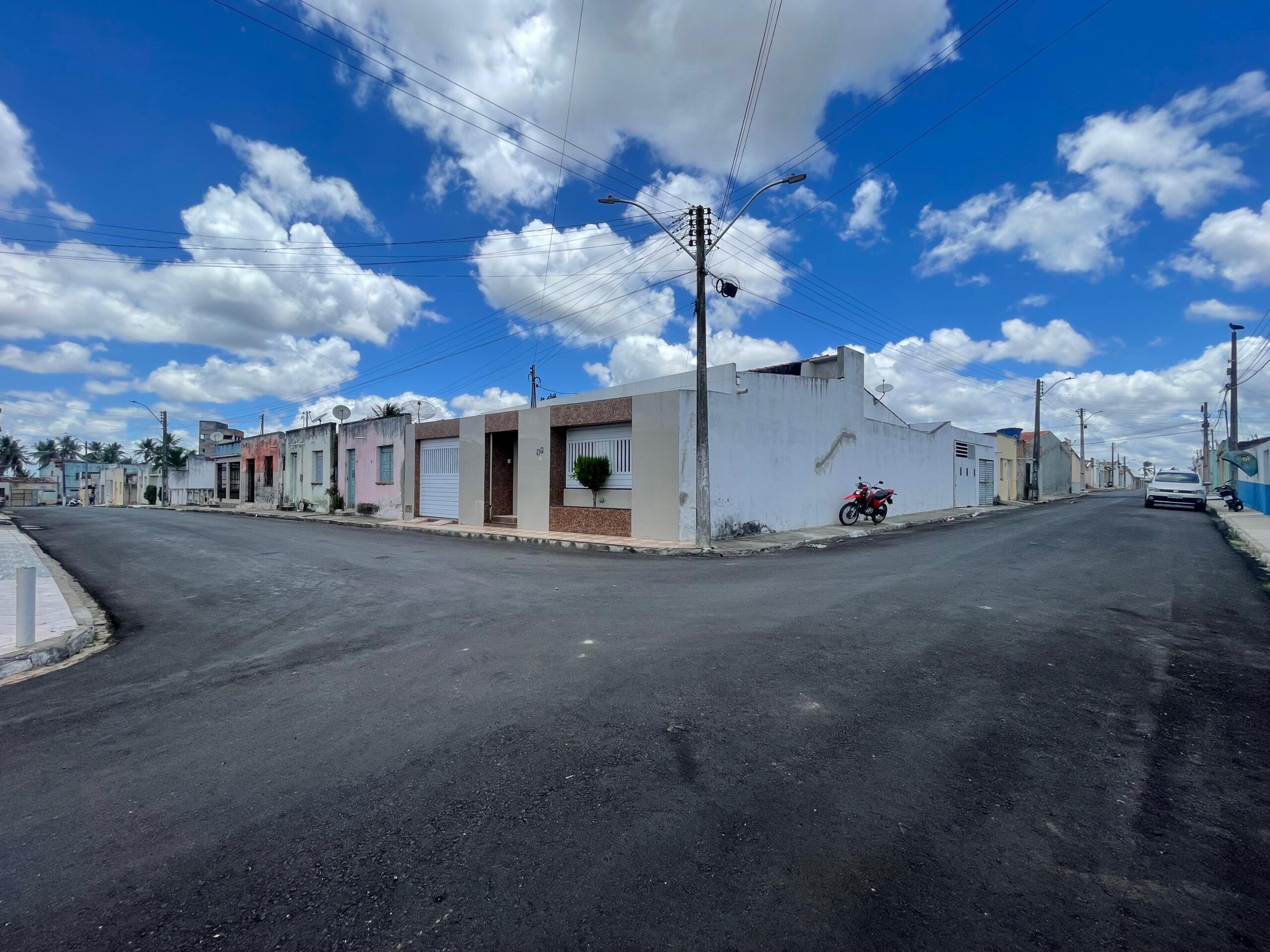 Parceria do Governo do Estado e Prefeitura impulsiona desenvolvimento de Tomar do Geru com novas obras de infraestrutura