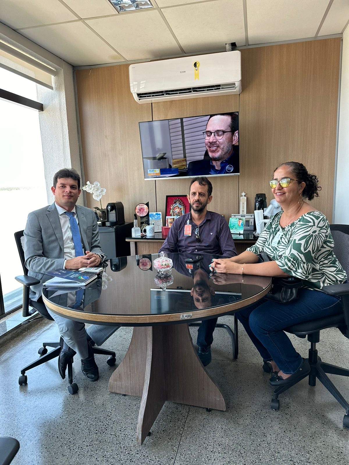 Com apoio do deputado Paulo Júnior, Adevise realiza sessão especial pelos 25 anos