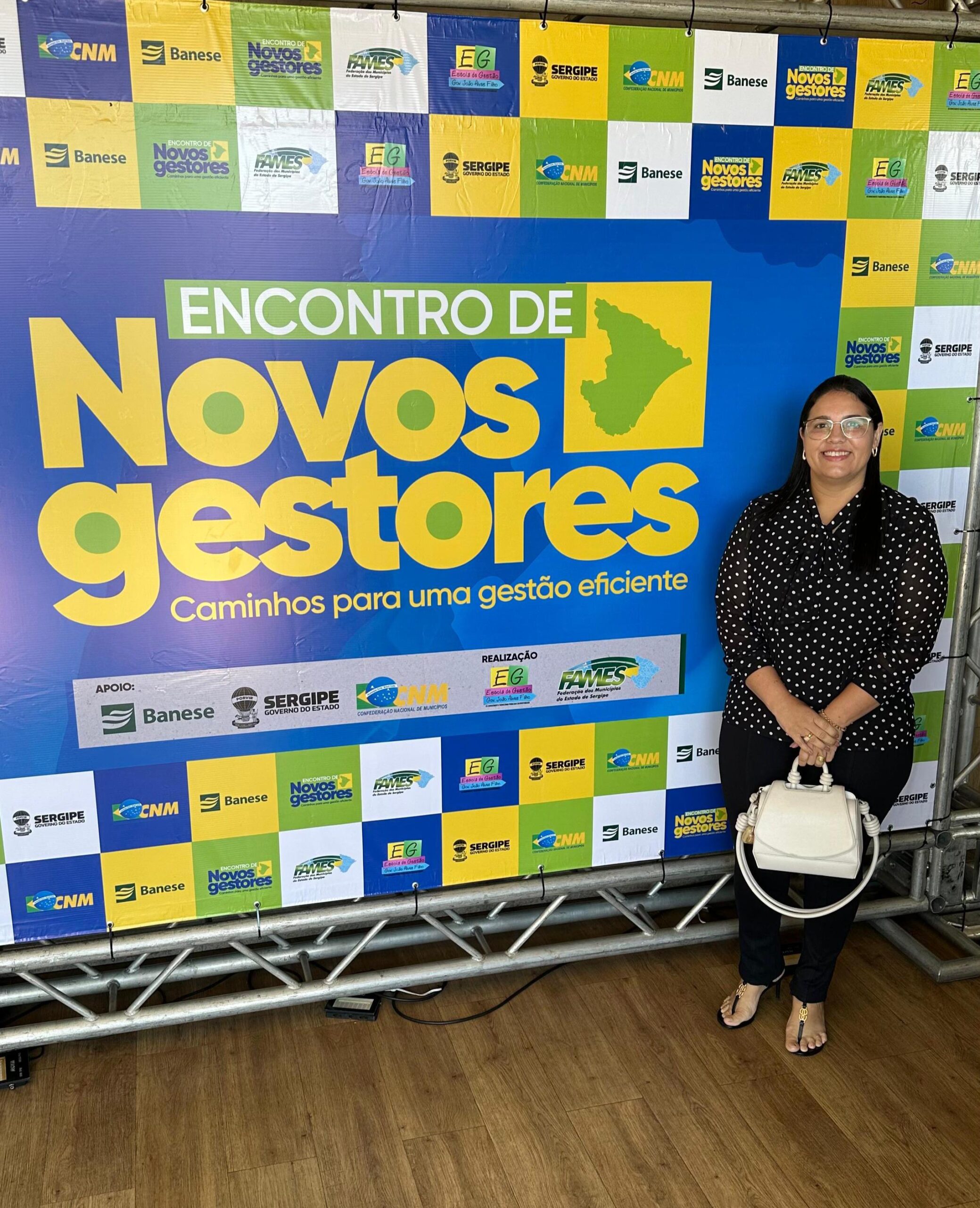 Prefeita Cleane de Everton participa de evento promovido pela FAMES