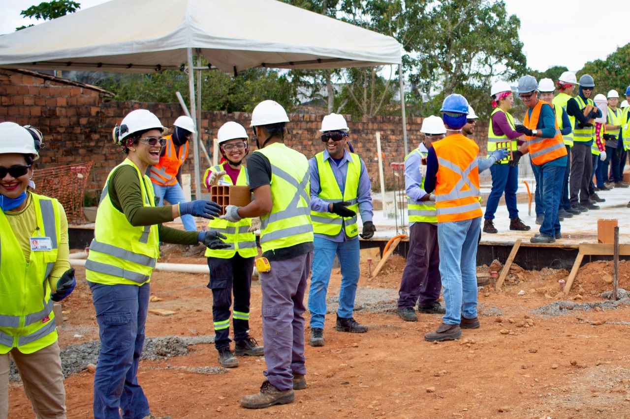 Testemunhas de Jeová constroem novo local de reuniões em Frei Paulo