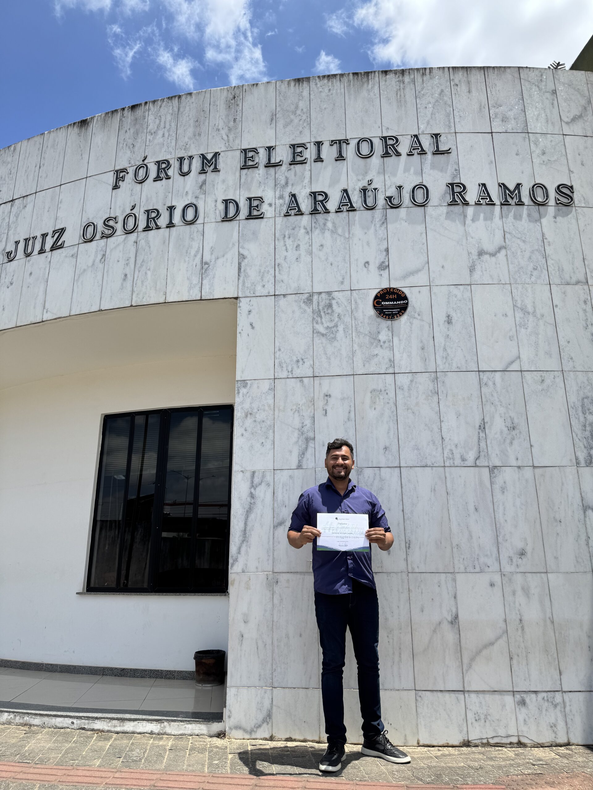Sávio Vidros é diplomado como suplente de vereador em Lagarto