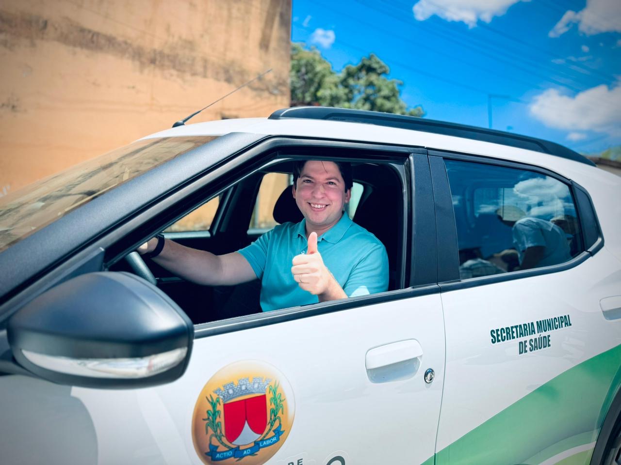 Emenda de Jorginho beneficia população de Riachuelo com entrega de veículo para Tratamento Fora de Domicílio