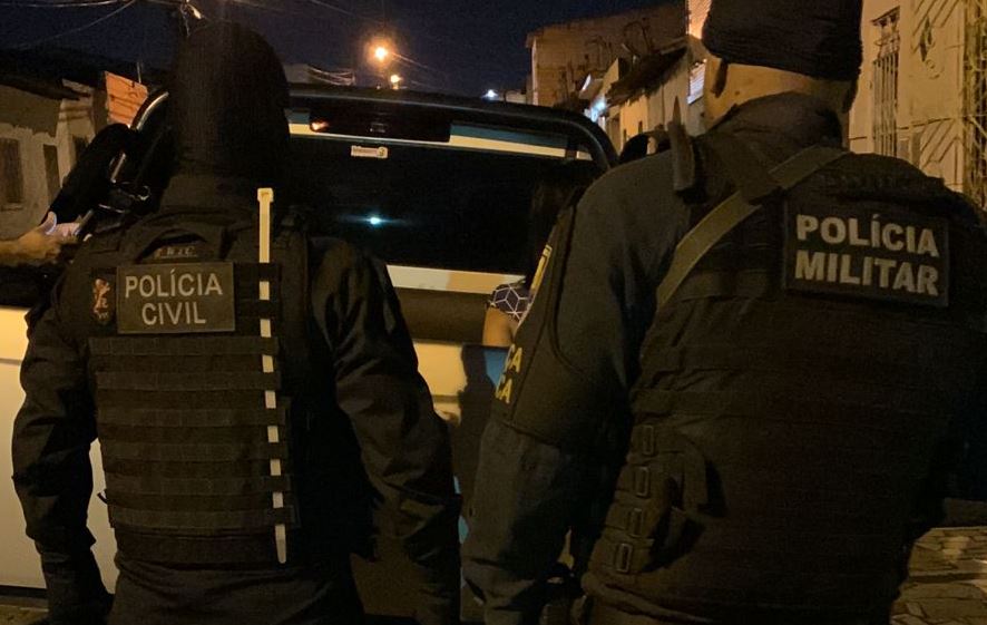 Egresso do sistema prisional com extensa ficha criminal morre em confronto