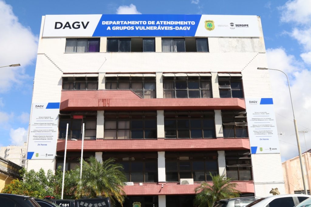 Padrasto condenado por estupro de vulnerável contra enteadas é preso em Aracaju