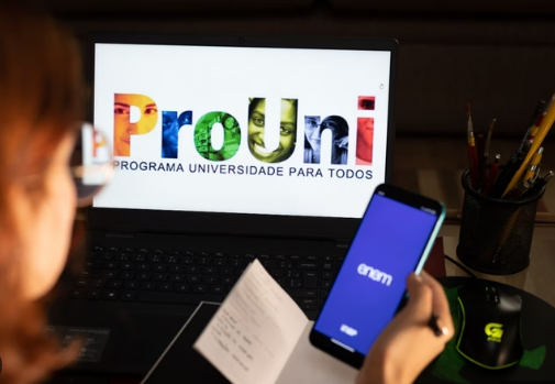Terminam hoje inscrições para bolsas do Prouni