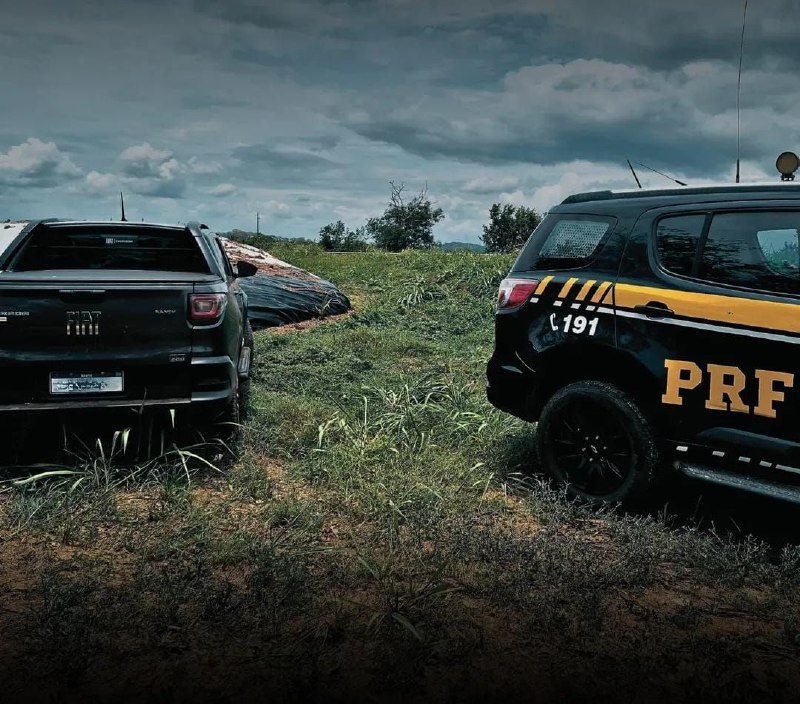 Polícia Rodoviária Federal recupera veículo roubado após perseguição na BR-235