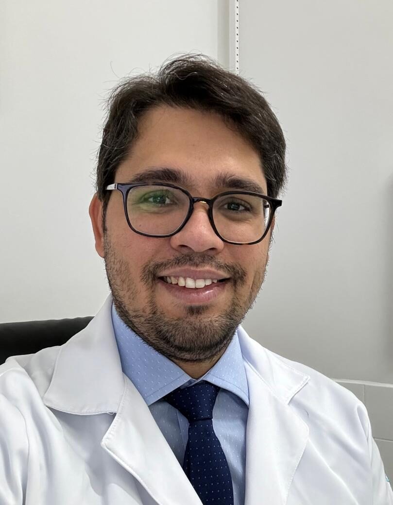 Especialista em Ortopedia e Medicina Regenerativa, Natanael Vinícius, destaca avanços no tratamento de dor no joelho