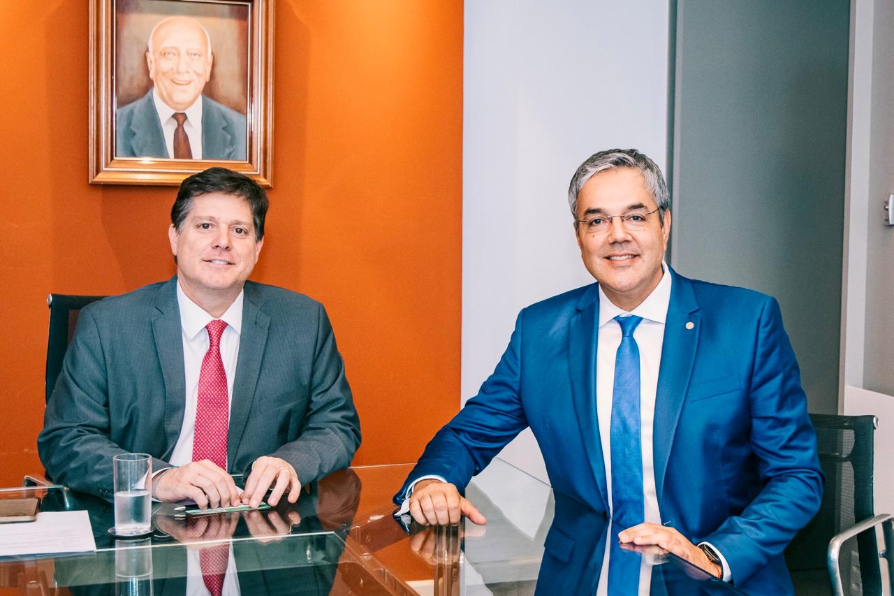 Prefeito Sérgio Reis é recebido por Baleia Rossi durante agenda em Brasília