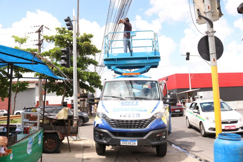 SMTT de Aracaju contabiliza furto de 340 metros de cabos de semáforos em janeiro