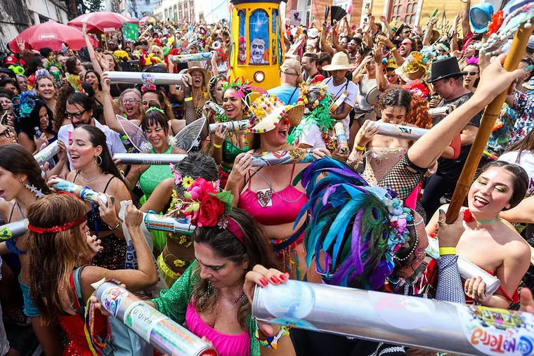 Carnaval: 5 dicas de segurança para foliões evitarem golpes