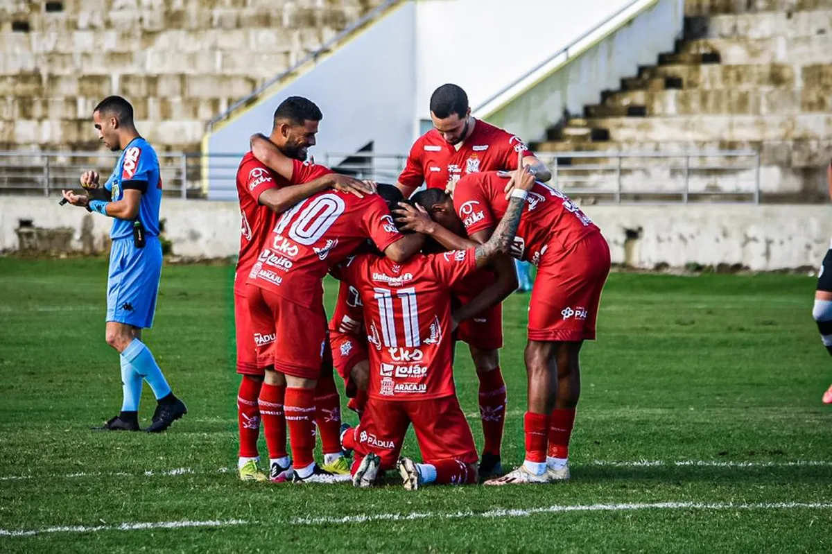 Sergipe e Ceará se enfrentam no Batistão nesta quarta pela Copa do Brasil