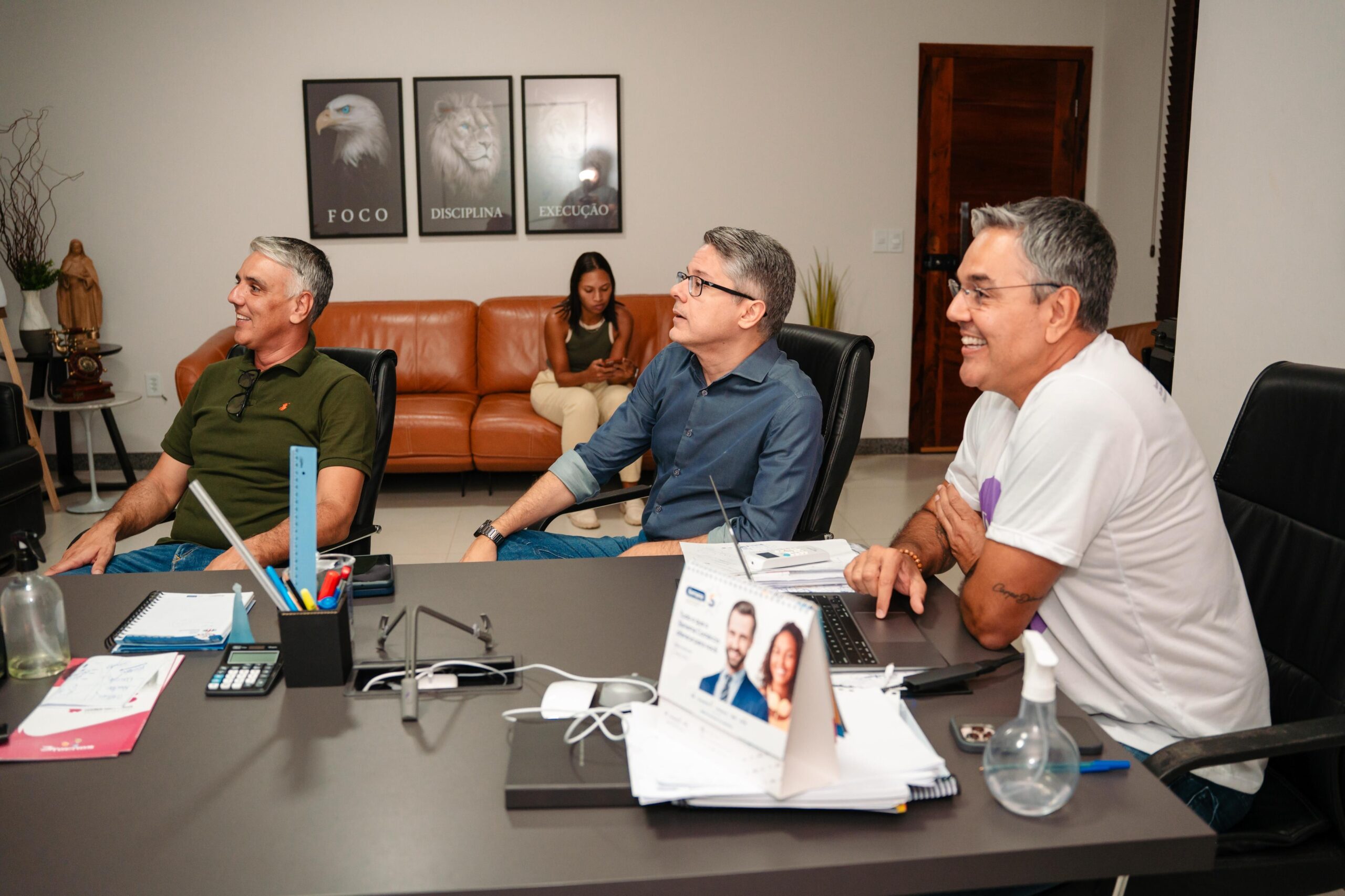 Prefeito Sérgio Reis se reúne com senador Alessandro Vieira e busca apoio para novas obras em Lagarto