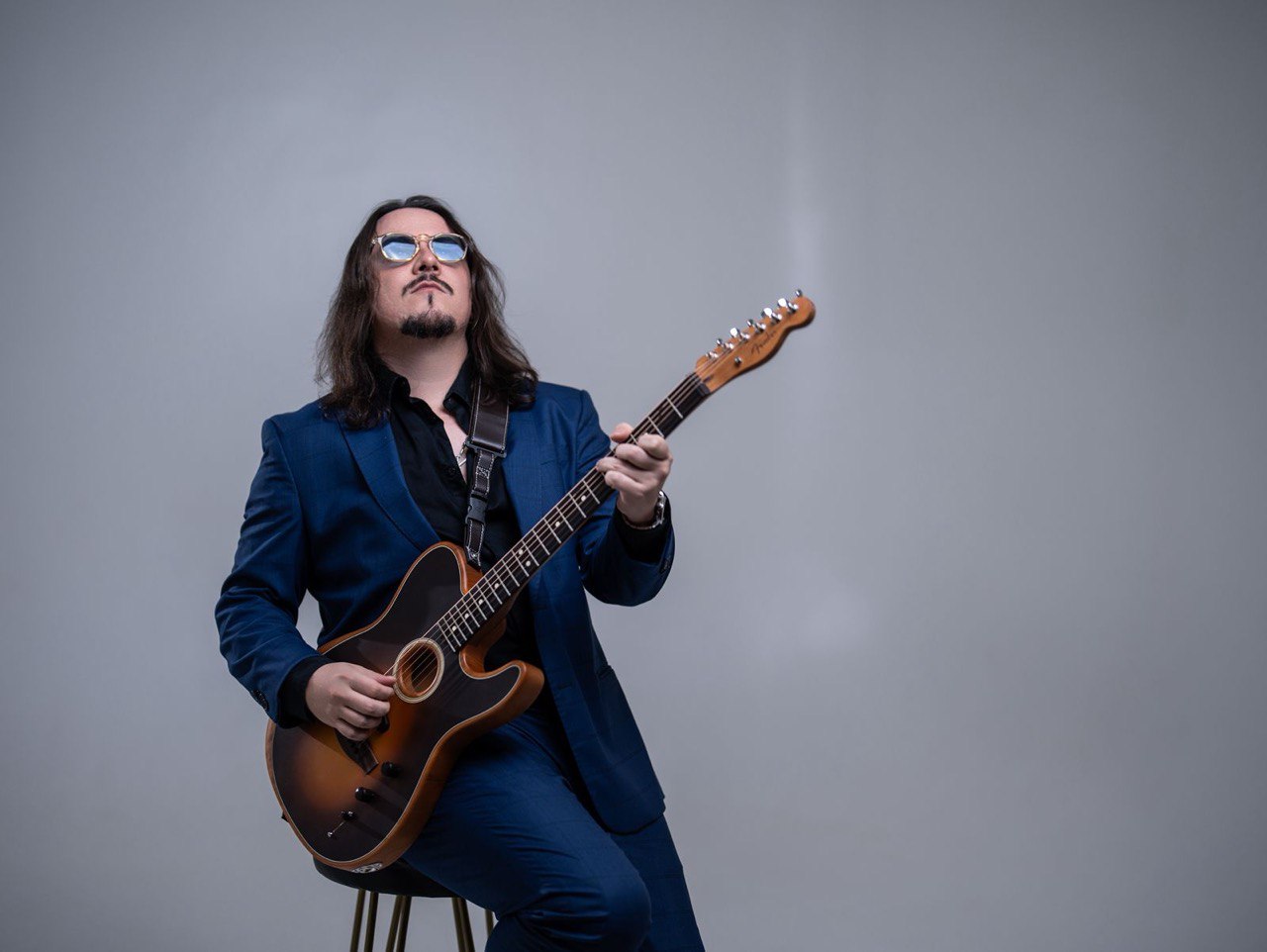 Pela primeira vez em Aracaju, cantor Dino Fonseca apresenta ‘De volta aos anos 80’