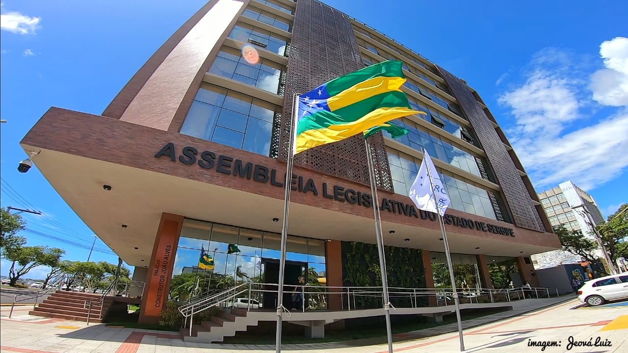 Alese aprova adicional de periculosidade e reajuste para policiais