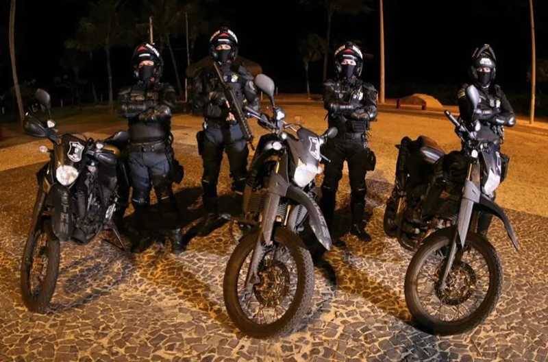 Ação coordenada prende dupla por tentativa de furto em joalheria