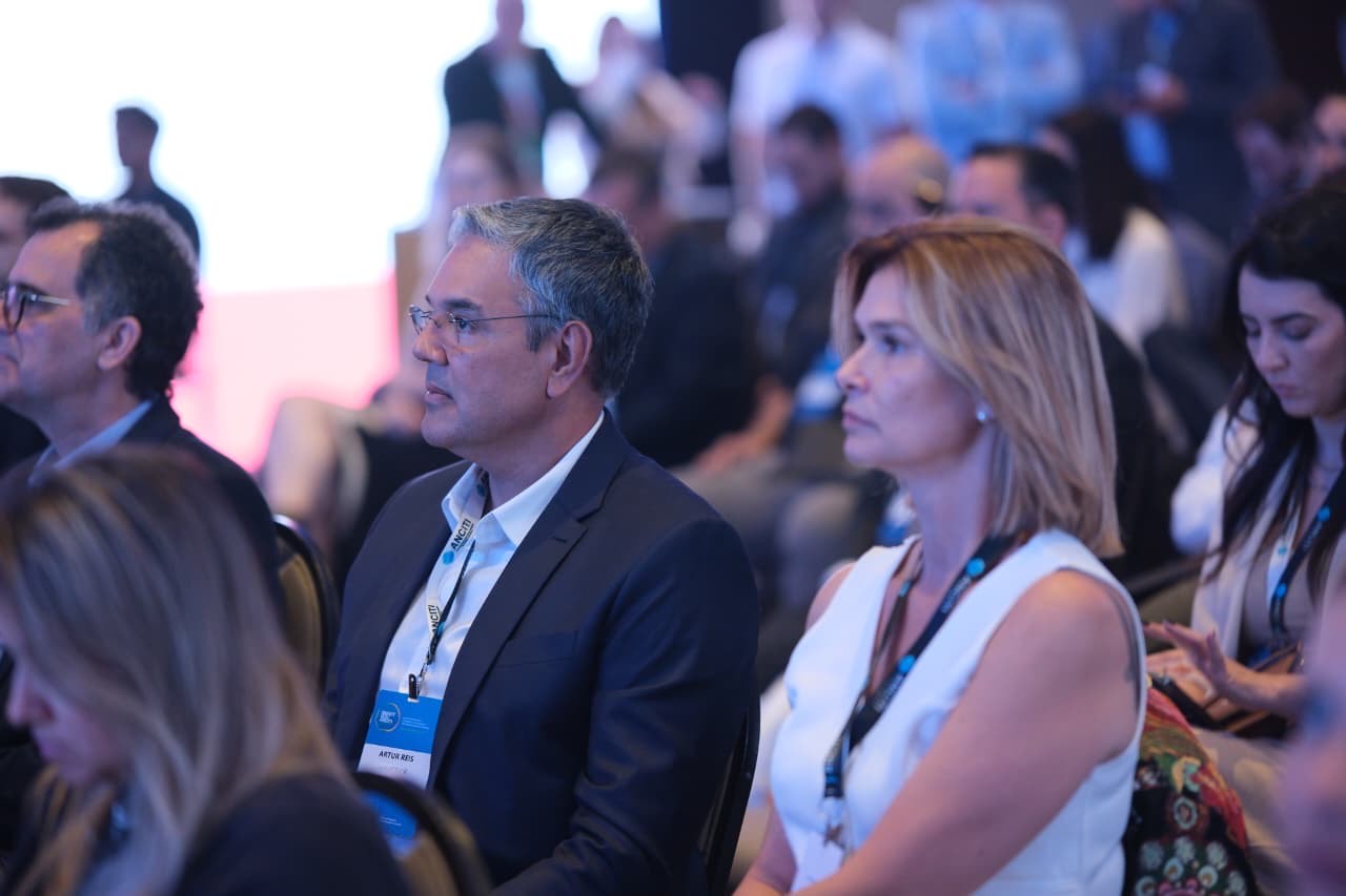 Em Brasília, prefeito Sérgio Reis participa de evento nacional sobre cidades inteligentes