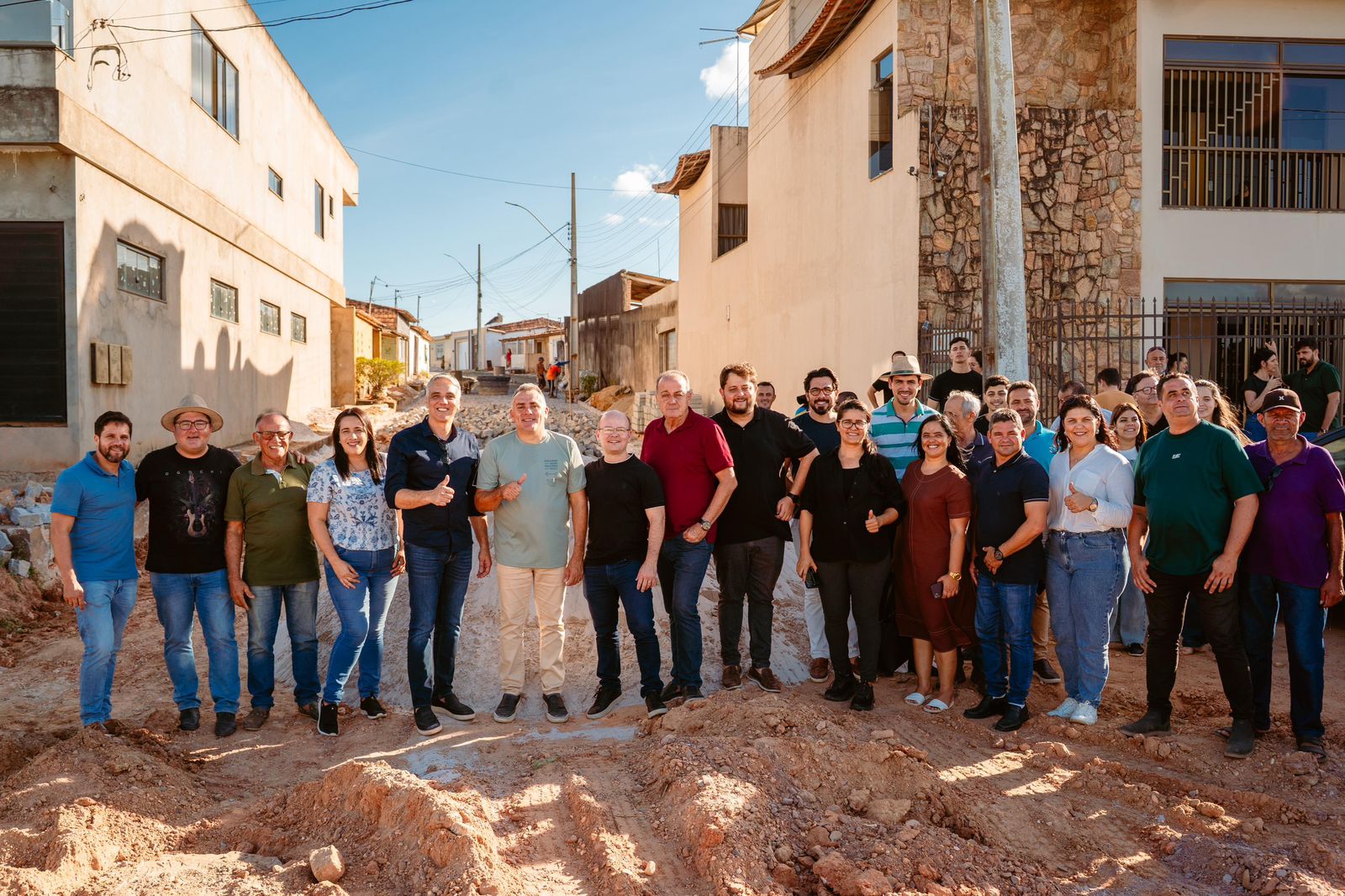 Prefeitura de Lagarto inicia pavimentação de rua no bairro Boa Vista