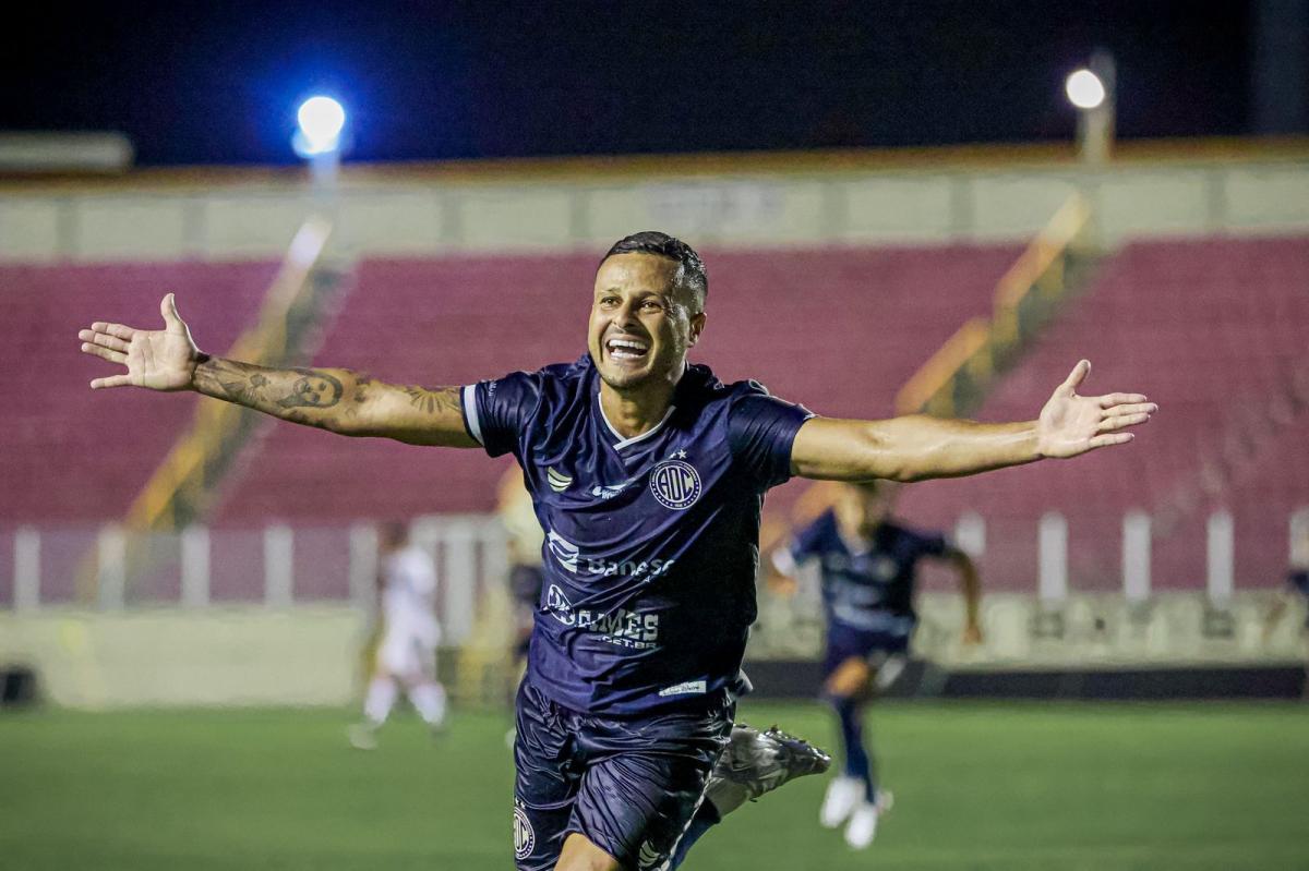 Confiança vence o Anápolis e deixa a zona de rebaixamento