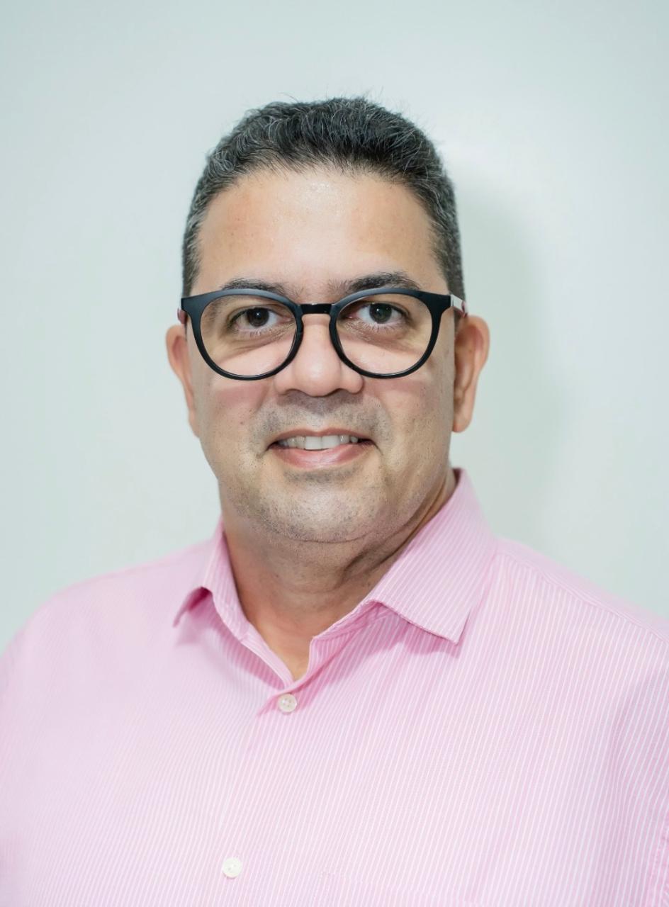 Prof. Dr. Claudefranklin Monteiro é eleito membro correspondente da Academia Feirense de Letras, Bahia