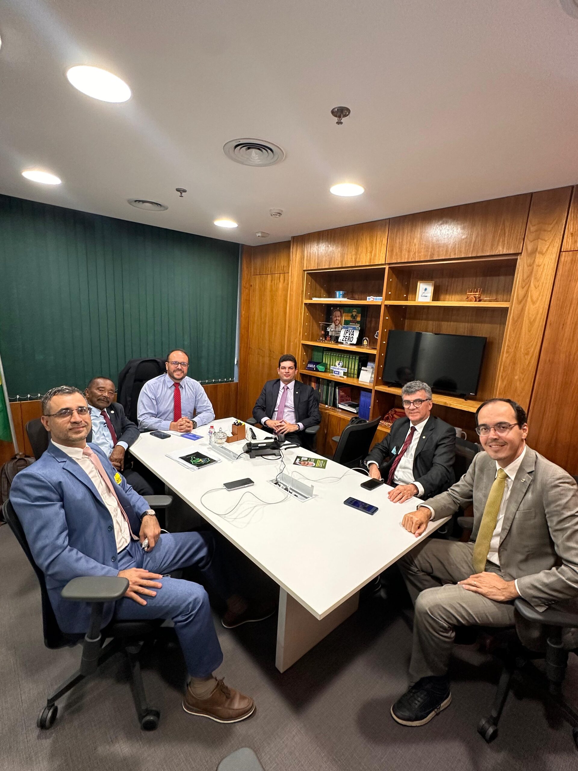 Deputado Paulo Júnior acompanha tramitação de PLC que poderá definir limites territoriais entre Aracaju e São Cristóvão