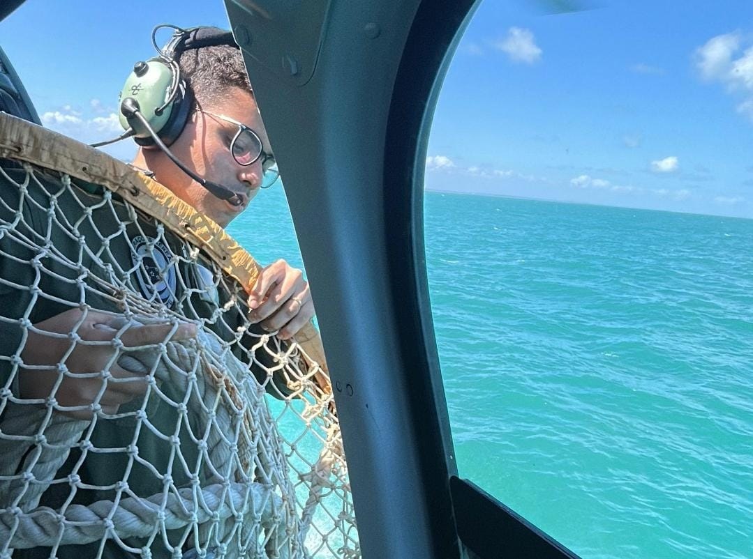 Corpo é encontrado em alto-mar durante buscas por jovem desaparecido