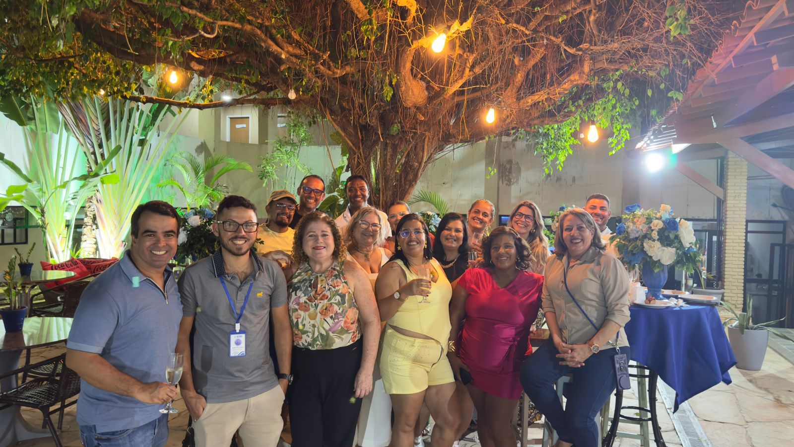 Hotel Recanto da Orla promoveu happy hour de confraternização com parceiros