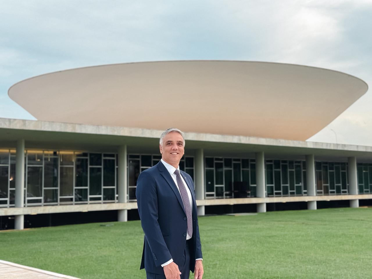 Fábio Reis aparece como o mais lembrado por eleitores sergipanos em nova pesquisa espontânea