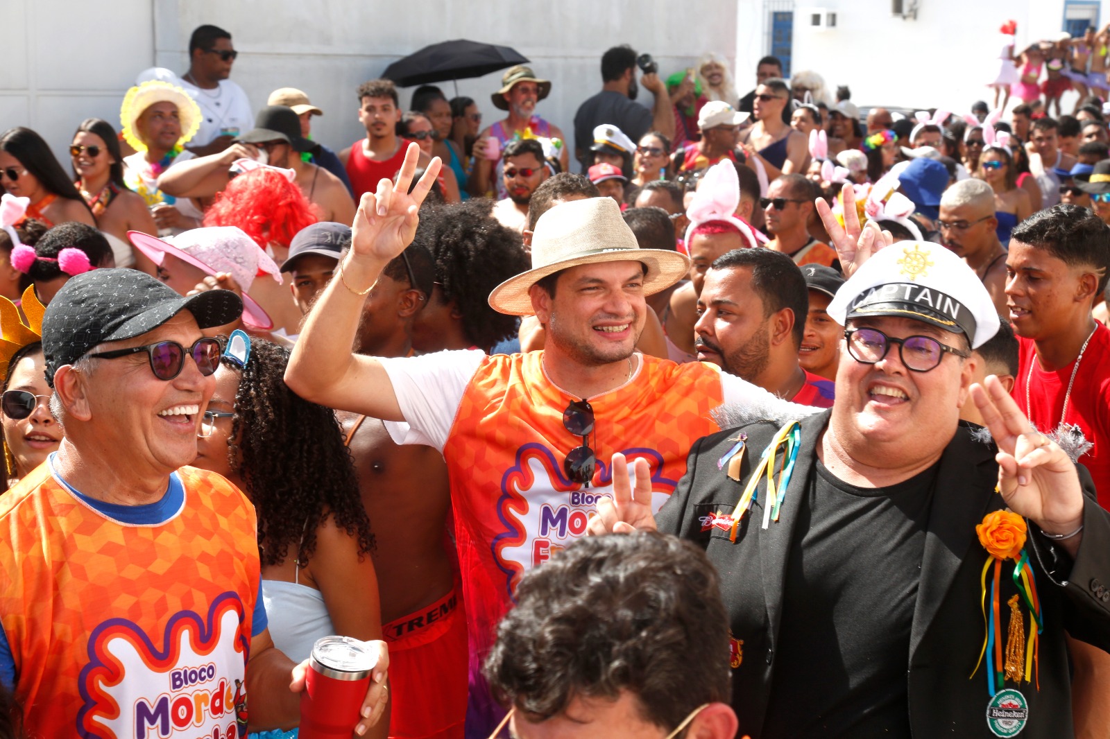 Deputado Paulo Júnior prestigia blocos tradicionais do Carnaval de São Cristóvão