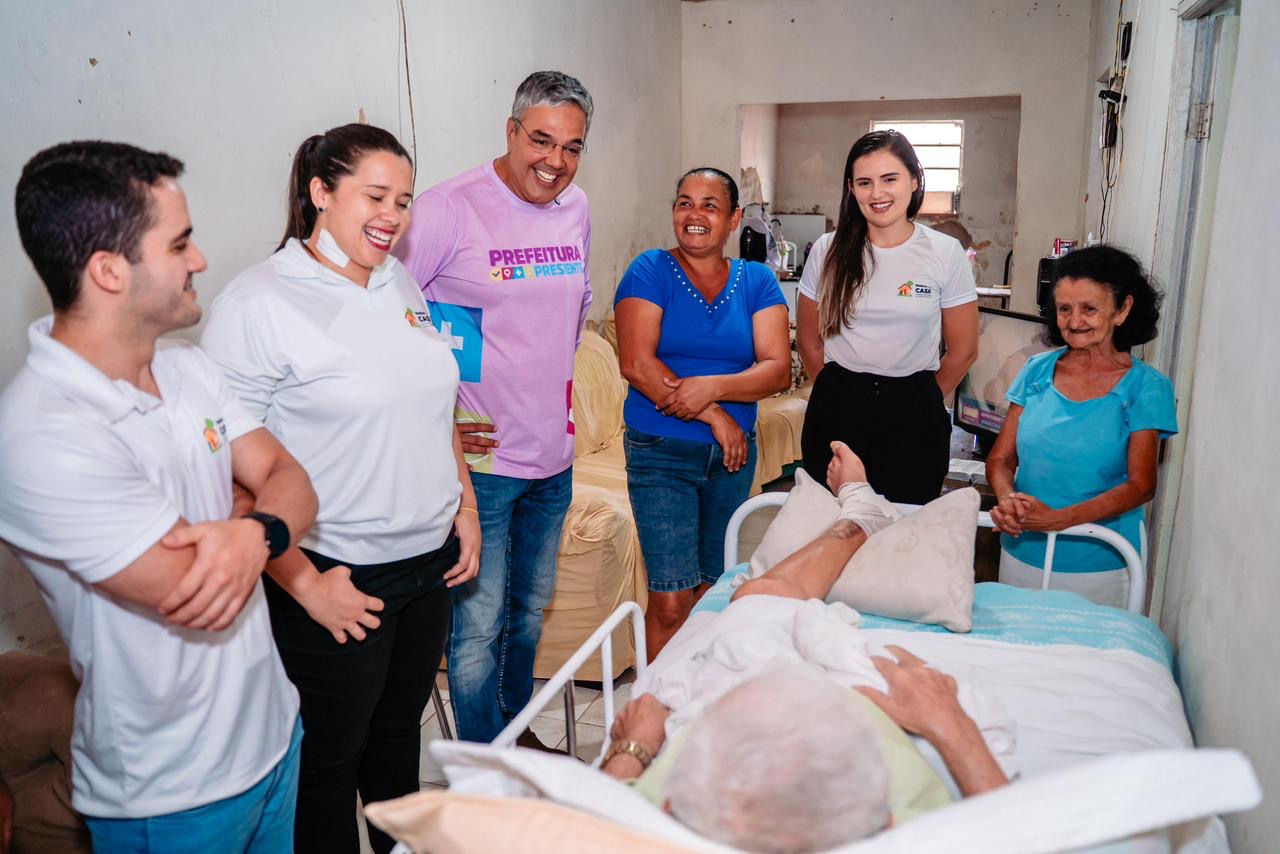 Prefeito Sérgio Reis acompanha ações do programa Meu Remédio em Casa em Lagarto