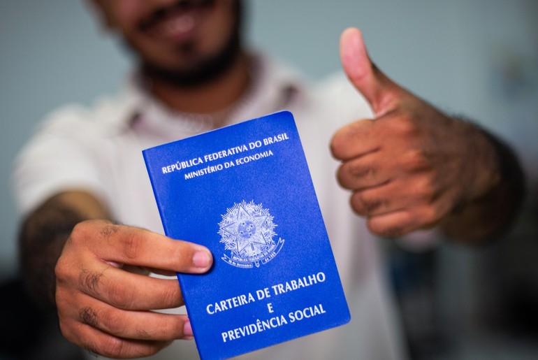 Sergipe bate recorde em fevereiro e é o estado que mais cresceu em geração de emprego no Nordeste