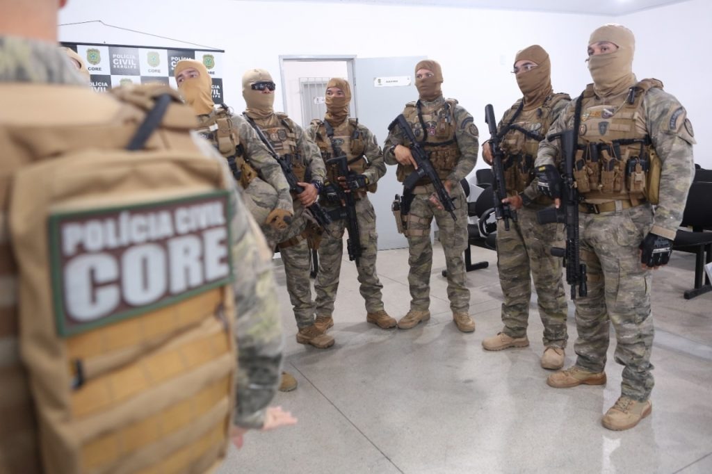 Investigado por um triplo homicídio morre em confronto policial