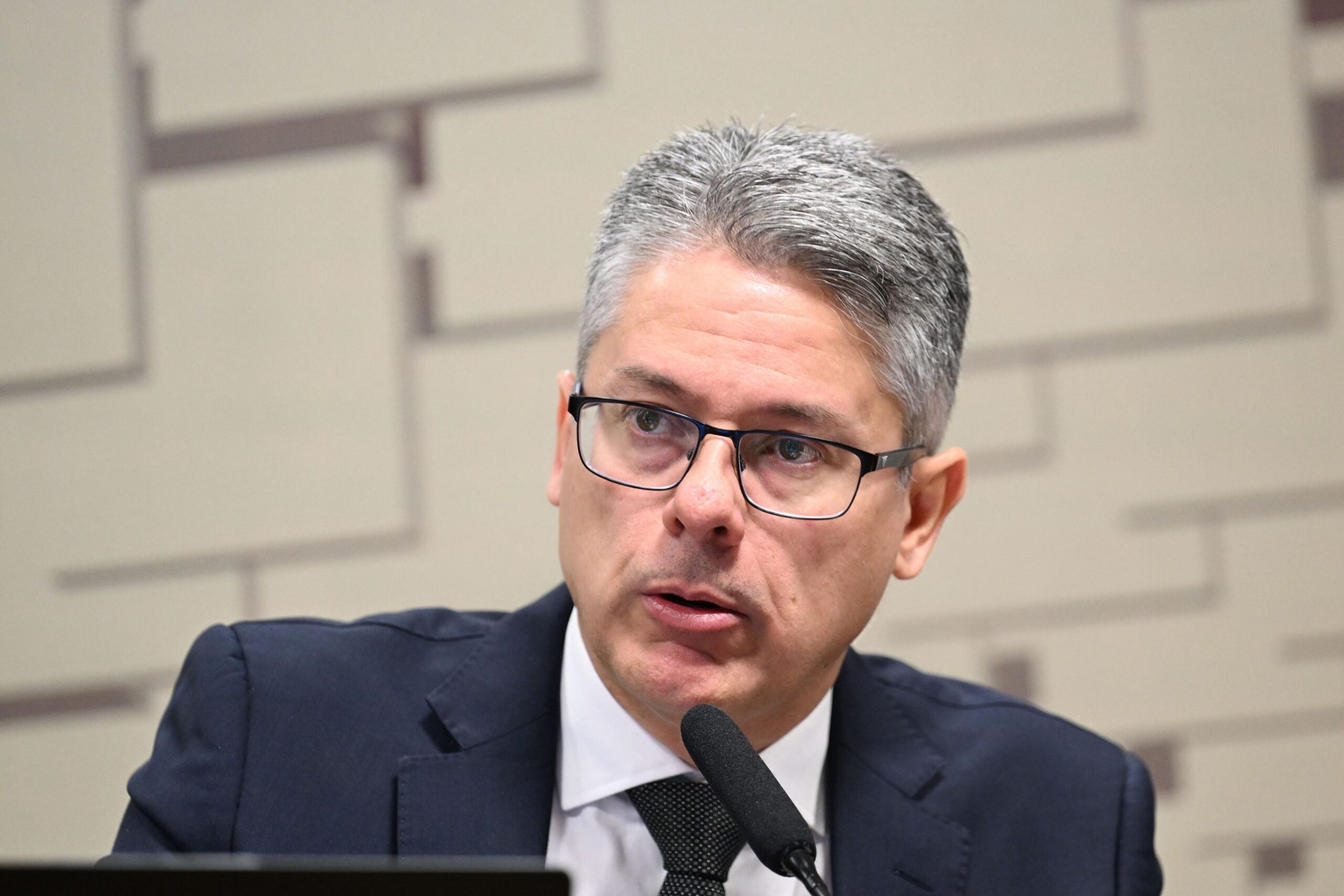 relatorio-de-alessandro-garante-acesso-de-municipios-pequenos-a-obras-com-creditos-tributarios