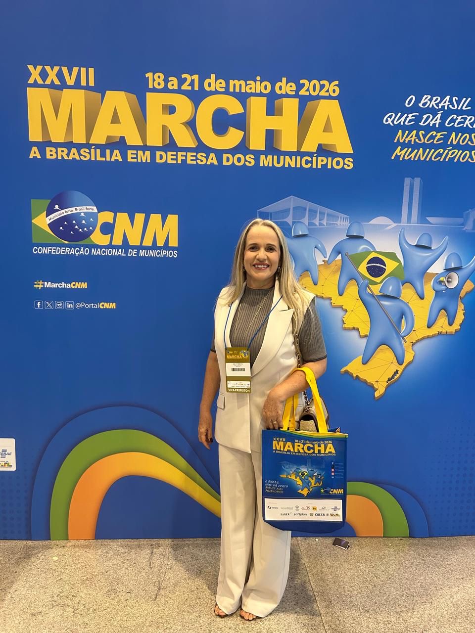vice-prefeita-suely-menezes-participa-da-marcha-a-brasilia-em-defesa-dos-municipios