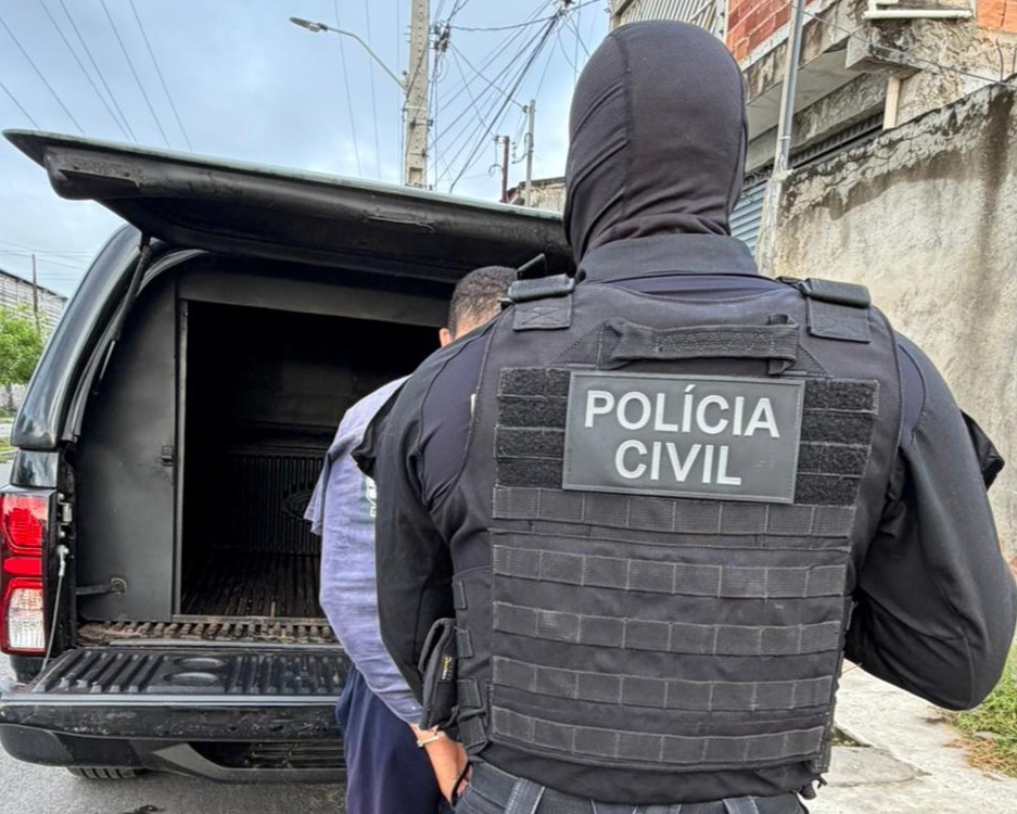 foragido-da-justica-por-trafico-de-drogas-e-furto-qualificado-e-localizado-em-bairro-da-capital
