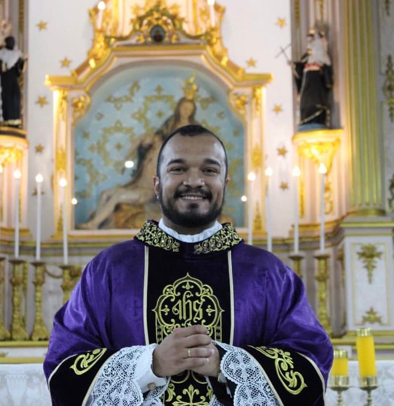 padre-paulo-cesar-lima-cronica-para-um-jovem-sacerdote