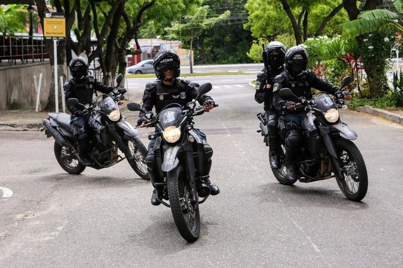 motociclista-e-preso-por-direcao-perigosa-em-bairro-da-capital