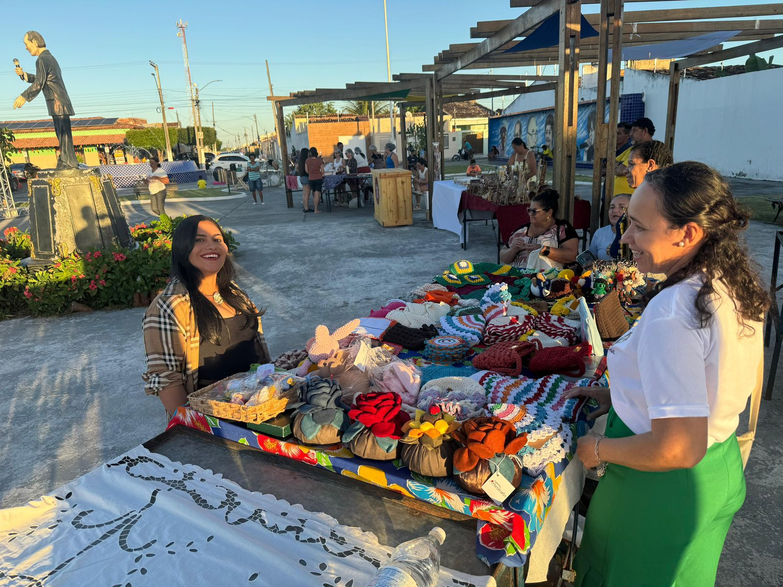 artesas-lagartenses-expoem-seus-trabalhos-durante-feirinha-cultural-e-gastronomica-de-boquim