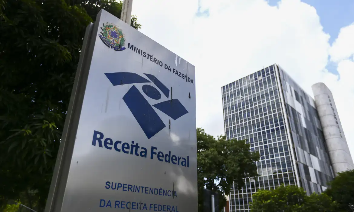 receita-paga-nesta-terca-maior-lote-de-restituicao-do-ir-da-historia