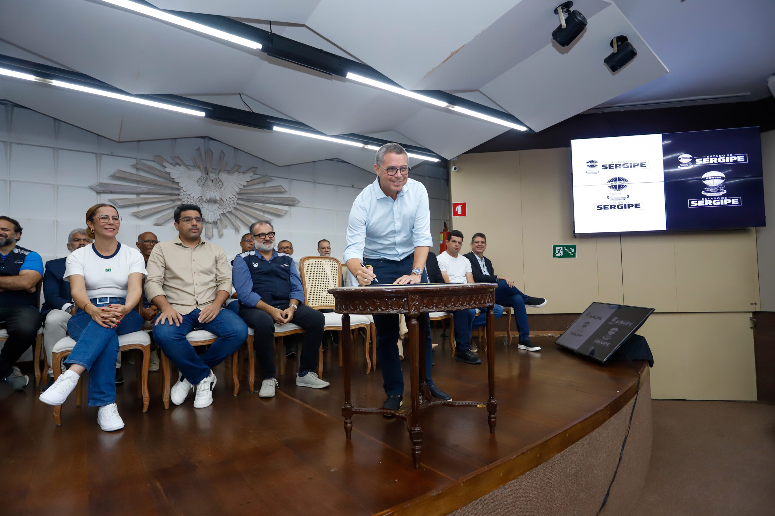 governo-de-sergipe-e-uniao-assinam-acordo-para-viabilizar-implantacao-do-vlt-da-grande-aracaju
