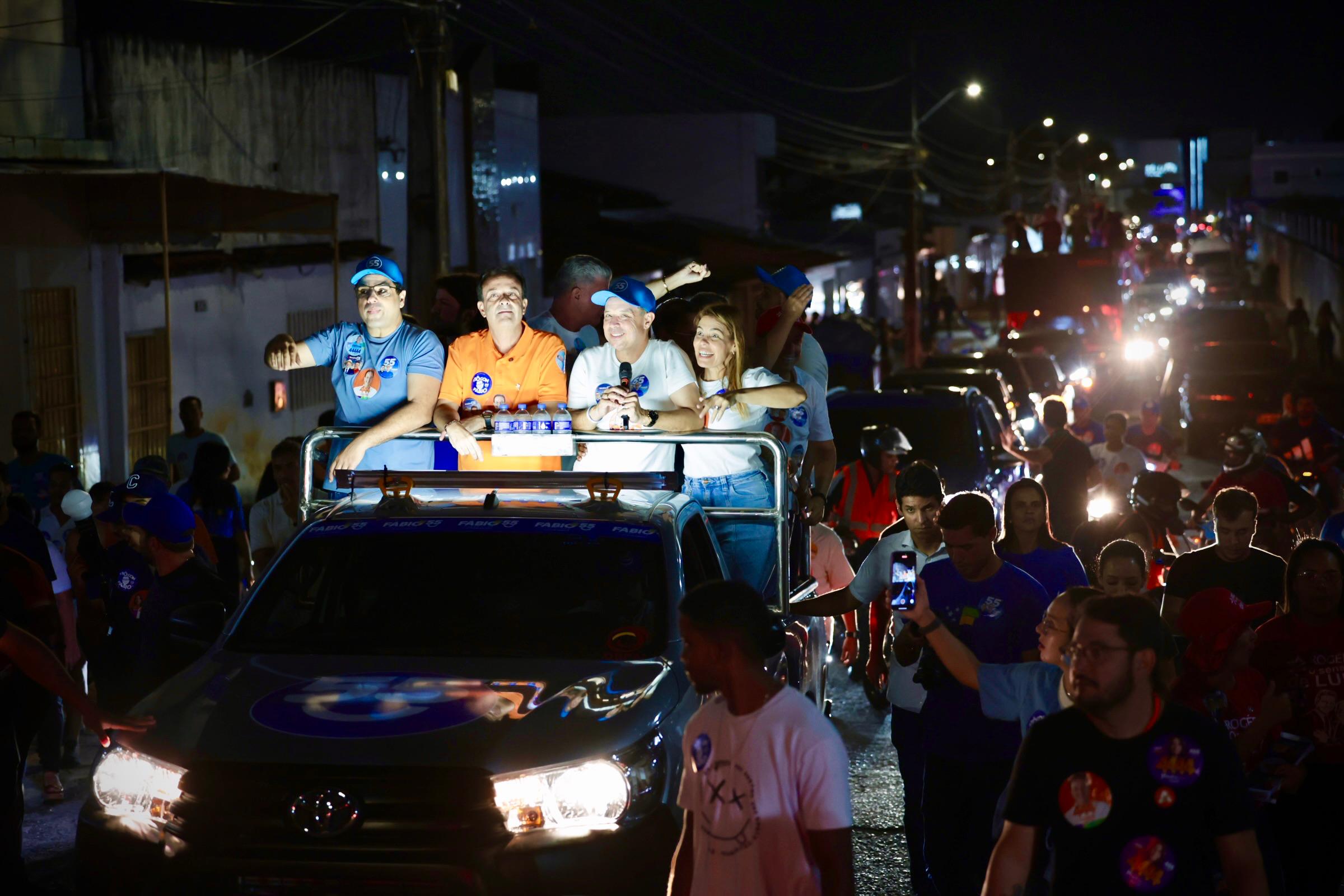 governador-fabio-comeca-carreatas-em-aracaju-pelo-santos-dumont-e-destaca-transformacao-social-de-sergipe