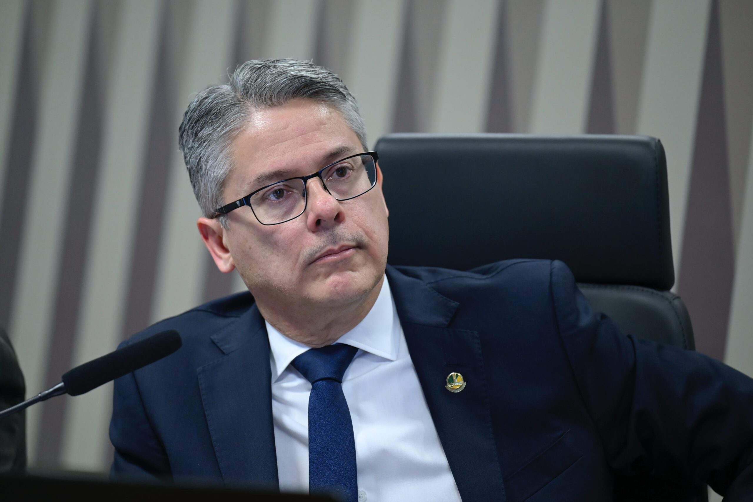 delegado-alessandro-conduz-debate-no-senado-sobre-impactos-das-bets-e-anuncia-avanco-na-analise-de-projeto