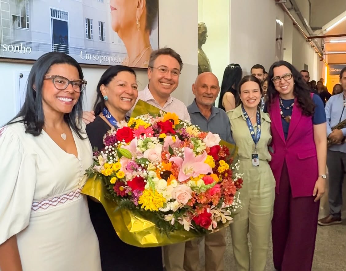 hospital-de-cirurgia-homenageia-marcia-guimaraes-por-lideranca-na-reconstrucao-da-instituicao