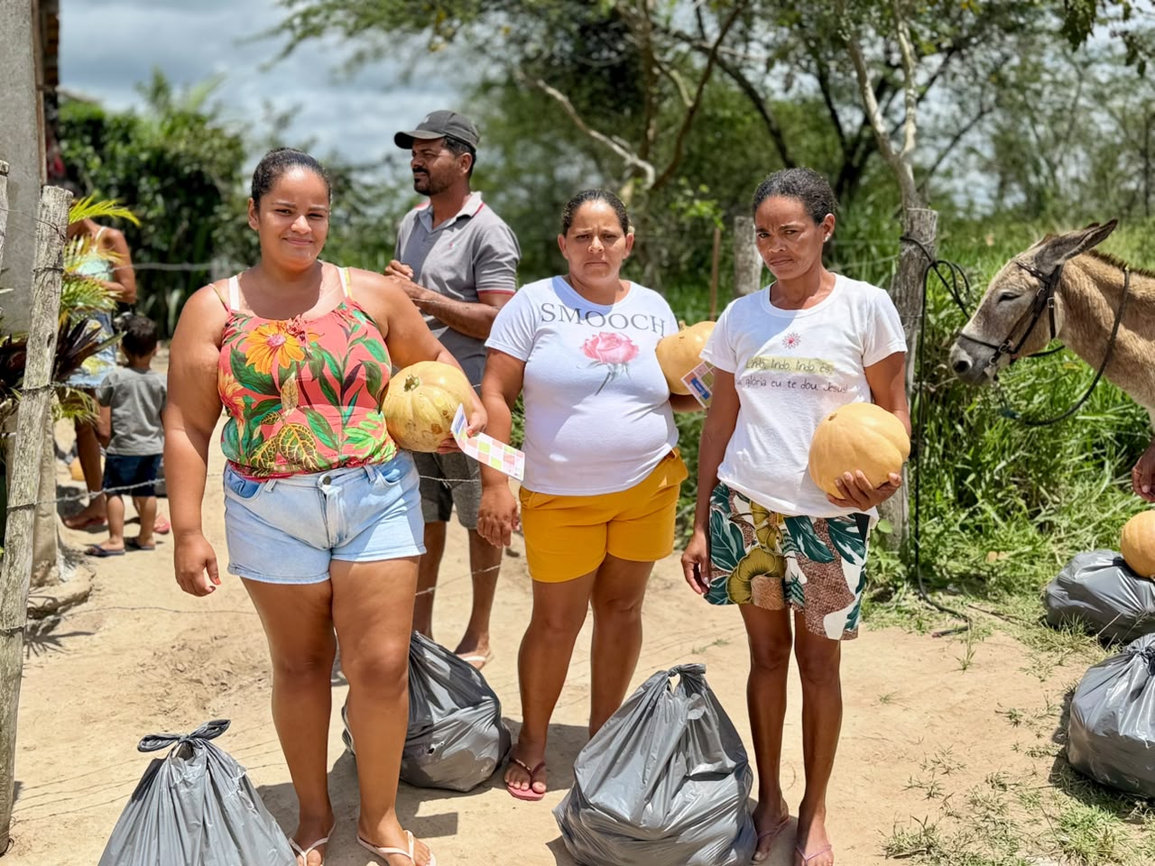 lagarto-amplia-acoes-de-seguranca-alimentar-com-mais-uma-entrega-do-paa-na-zona-rural