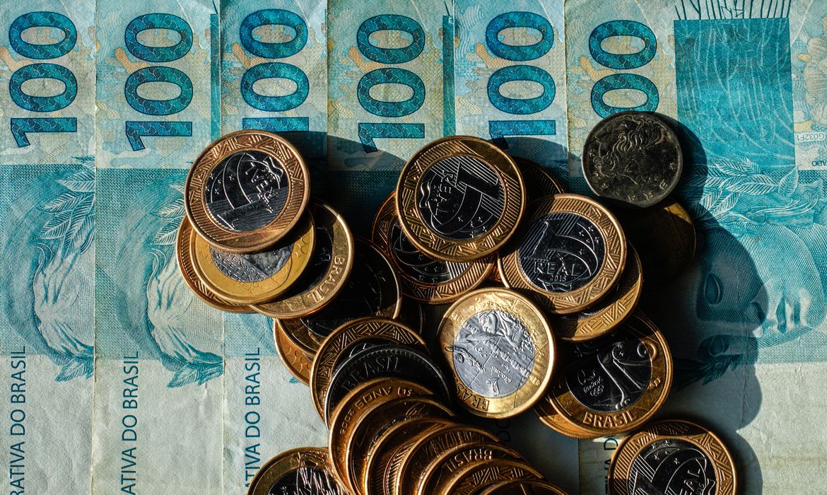 dinheiro-esquecido-nos-bancos-sobe-para-r-565-bilhoes