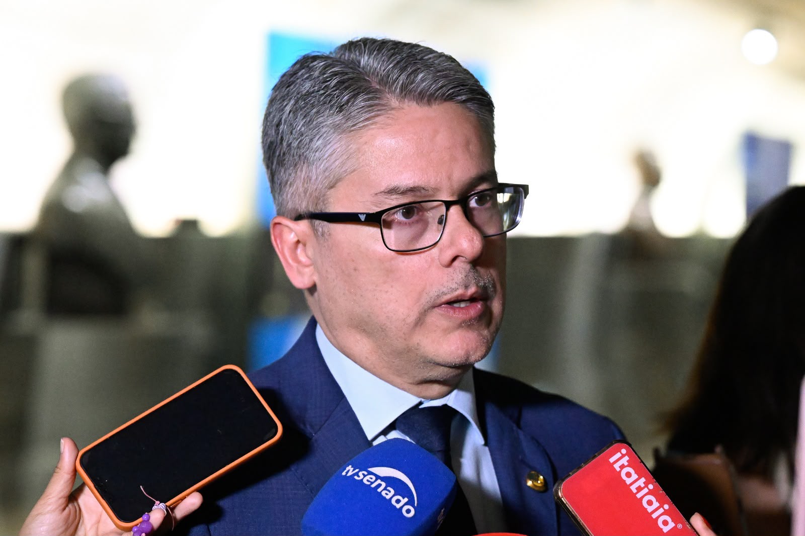 alessandro-vieira-anuncia-voto-favoravel-ao-fim-da-escala-6x1