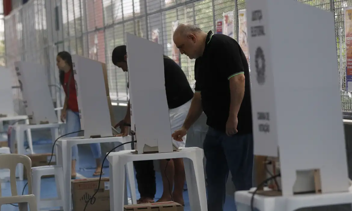 eleicoes-2026-saiba-o-que-pode-e-o-que-nao-pode-no-dia-da-votacao