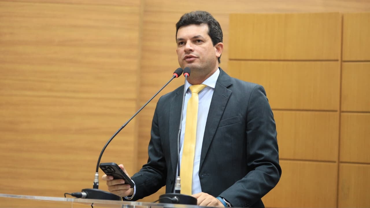 paulo-junior-destaca-avanco-da-proposta-pelo-fim-da-escala-6x1-e-defende-mais-qualidade-de-vida-para-trabalhadores